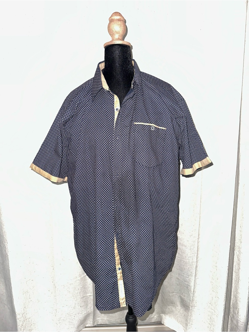 Short-Sleeve Navy Micro-Pattern Dress Shirt with Cream Trim